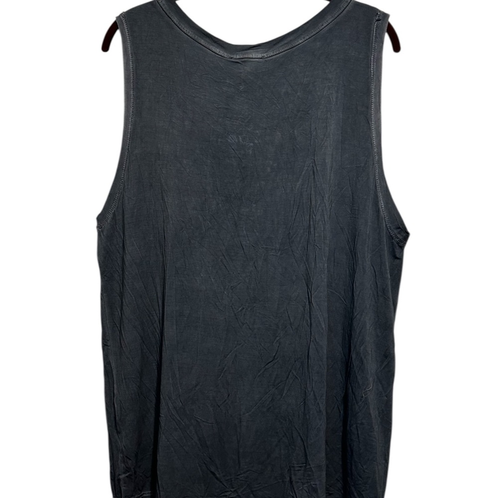 POL Blackish Sleeveless tank with open fringes.Very unique top and fun to wear - Picture 2 of 7